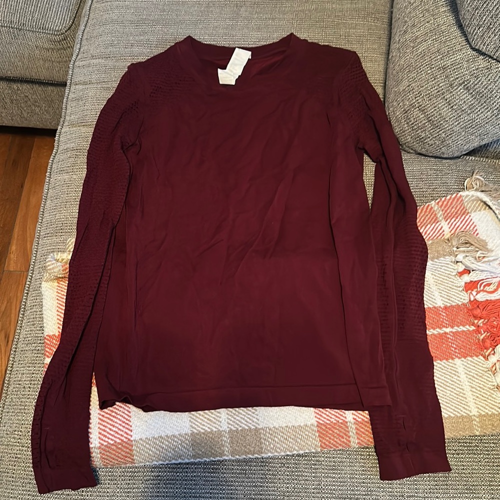 Fabletics top